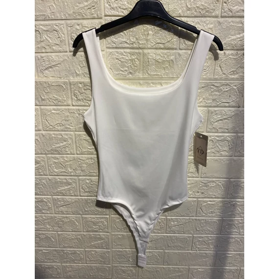 Basic fehér body