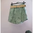 Khaki rövidnadrág övvel
